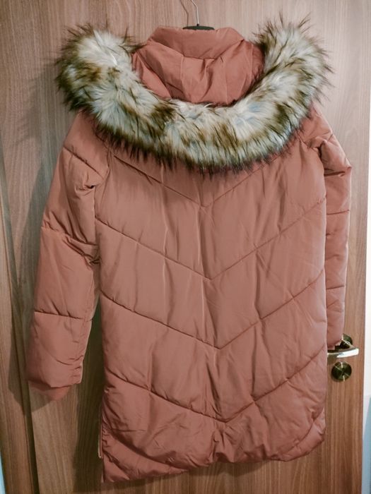 Geaca călduroasă haina iarnă Clockhouse, mărimea 38,