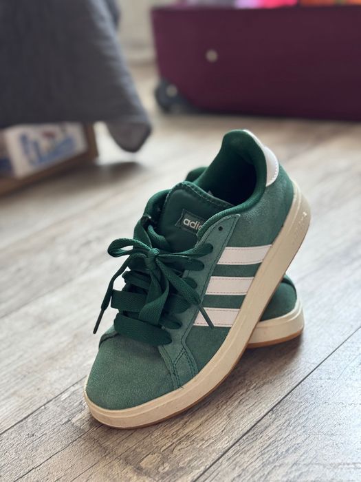 Adidas Grand Court Base 00s