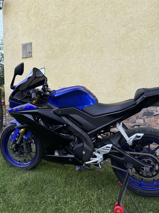 Yamaha YZF R125, Evacuare Akrapovic