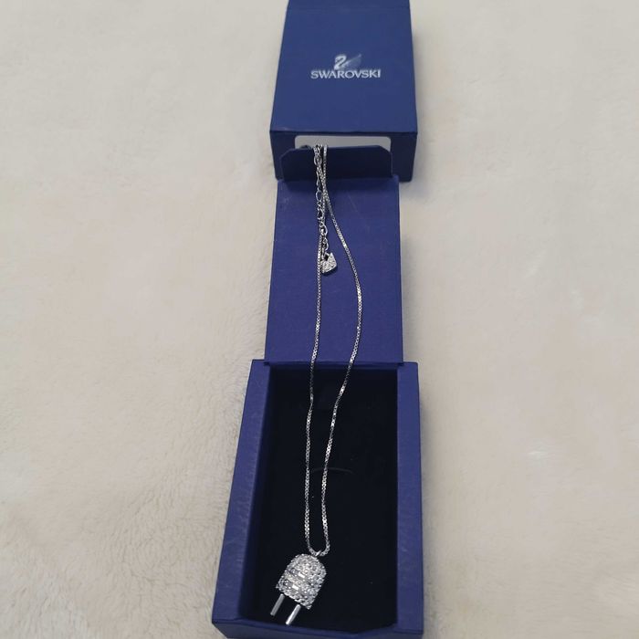 Колие Swarovski ново