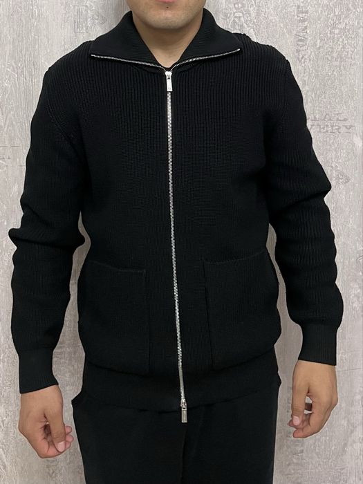 Masculino продается джемпер с замком