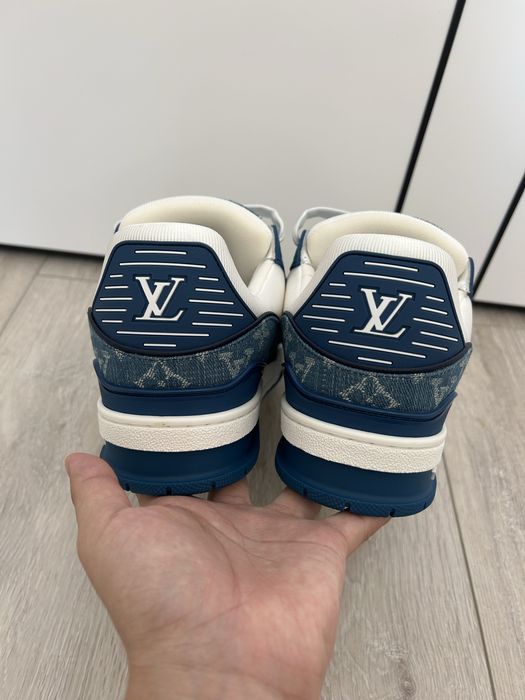 Кроссовки от Louis Vuitton