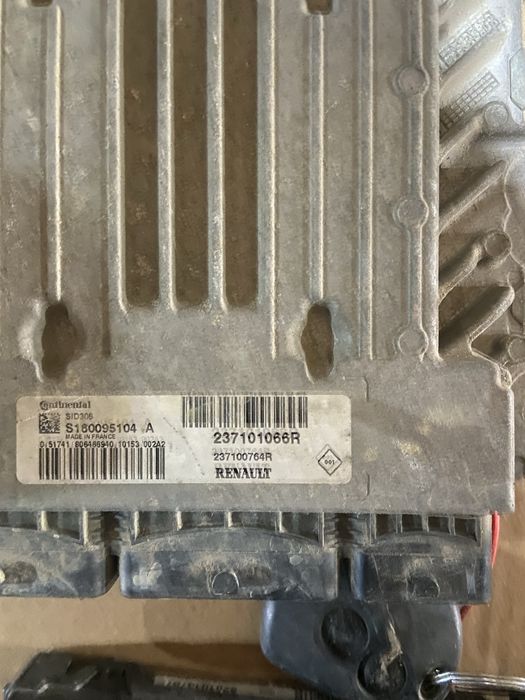 Kit pornire Dacia Duster 1.5 2x4 110cp e5 2012