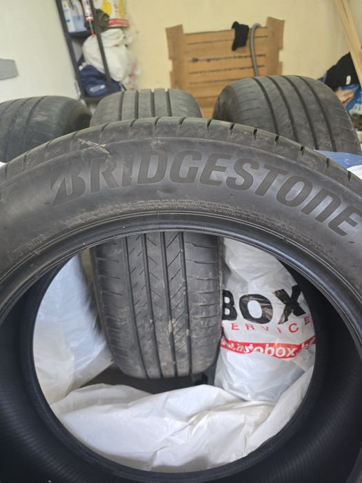 Гуми BRIDGESTONE ALENZA 001  Made in japan   235/55/19 DOT 2923