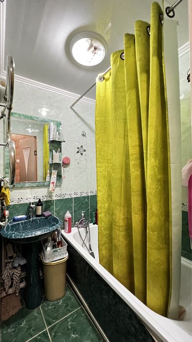 2-комнатная по Абая 104