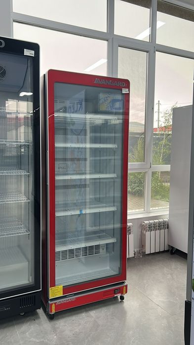 Витринный холодильник Новый