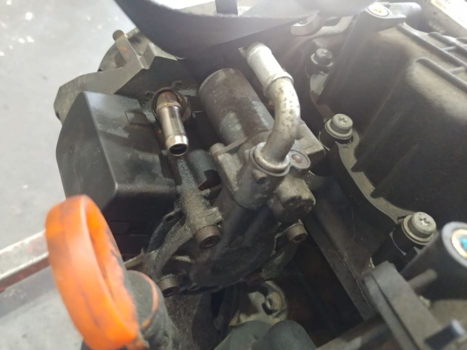pompa inalta 1.6 tdi cay skoda fabia vw polo 6r  caddy 3 golf 6 audi a3 8p1 seat altea 5p ibiza 4  03l130755e