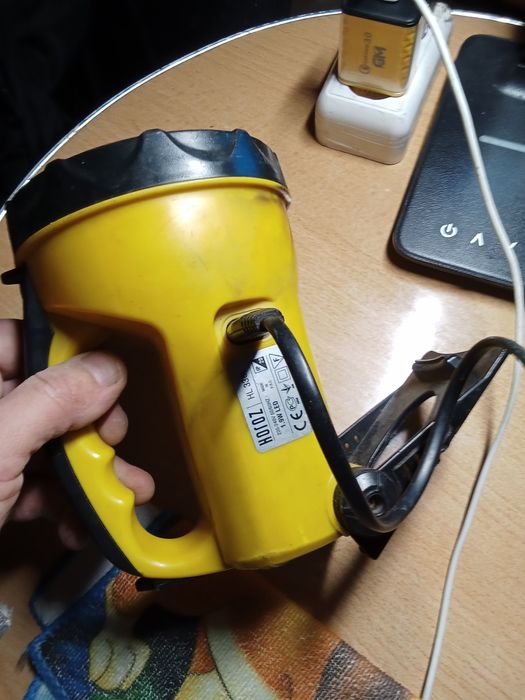 Продам фонарь цена 2.500