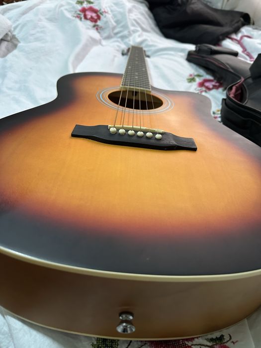 Gitara+chixoliham qoshib beriladi