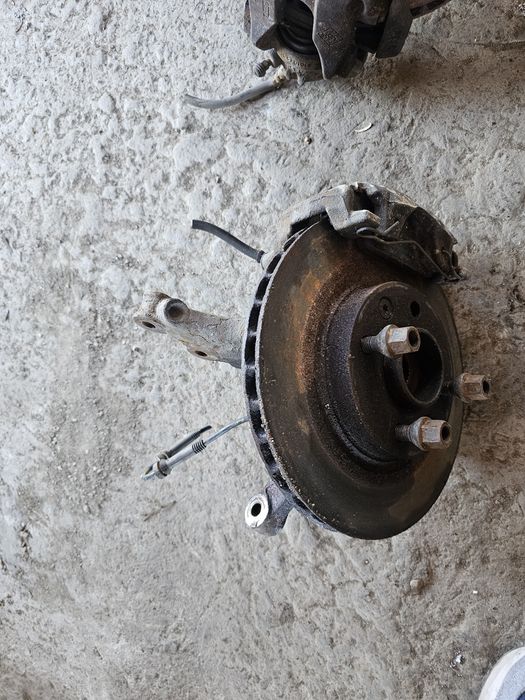 Fuzeta stanga dreapta completa dacia logan 1.2 2014