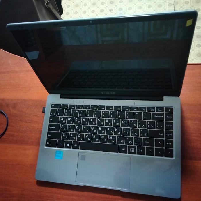 Продам ноутбук smartX