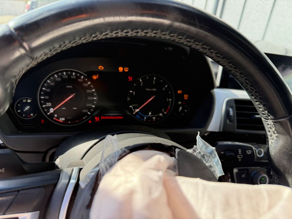 Dezmembrez Bmw F31 320xd 190 cp B47