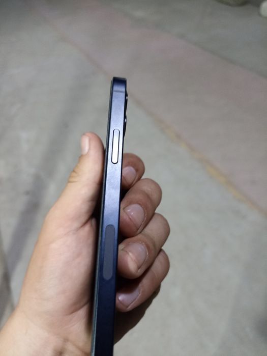 Iphone 12 64          .