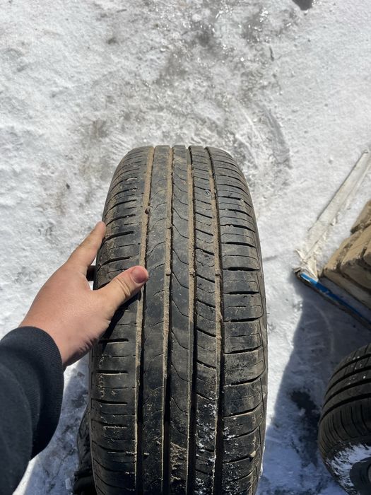 Шины летние 215/60/16