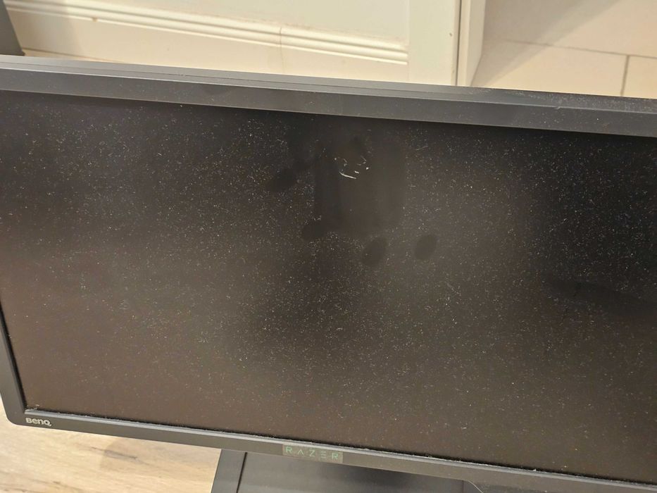 PC gaming + monitor BenQ ZOWIE 144Hz. 2.300 lei tot pachetul