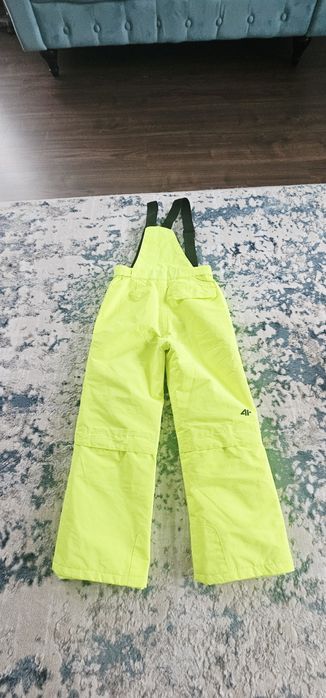Vand pantaloni ski 4 f copii
