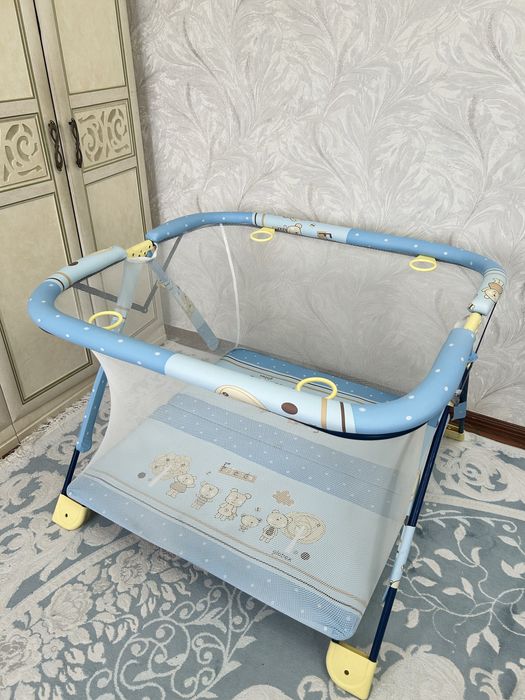 Продам манеж детский.