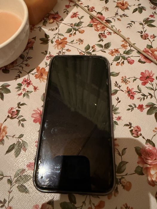 Продам iphone xs max 256gb