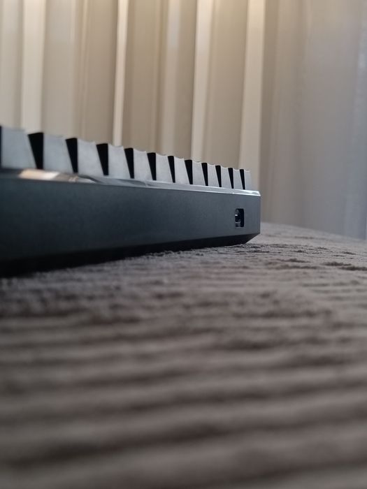 Tastatură Mecanică Royal Kludge RK61 RGB Bluetooth/Wired