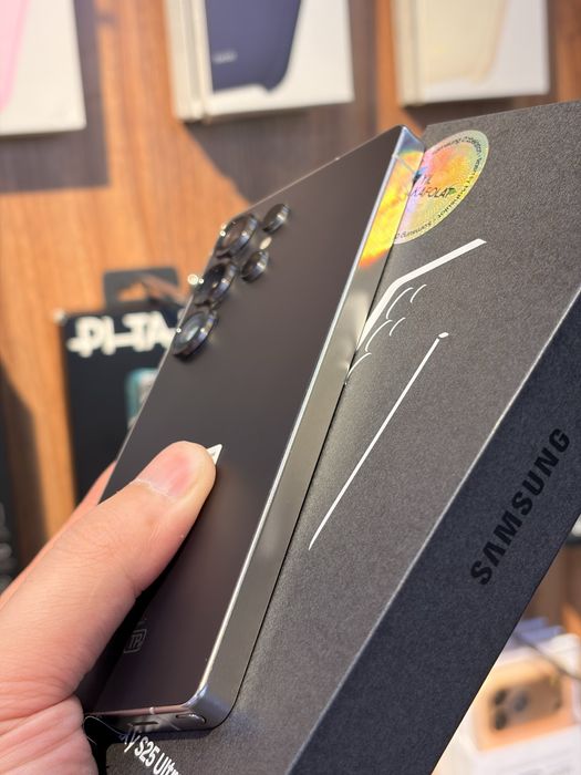 Samaung S25 Ultra Vietnam