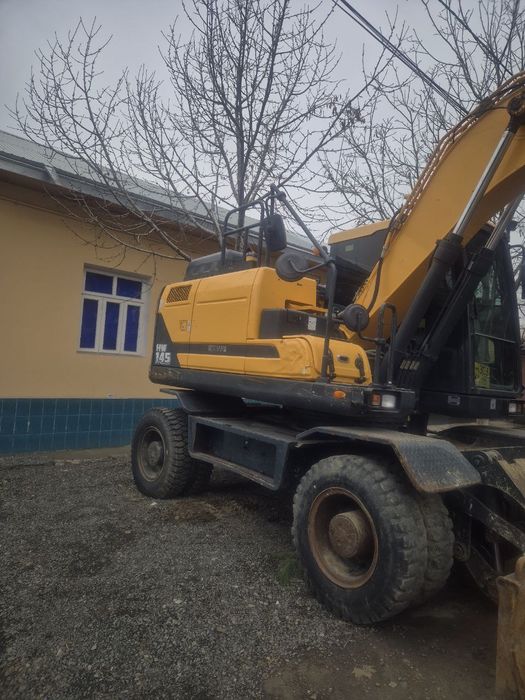 2та аккумулятор янги ковш зублари янги куйилган  орка 4та балон янги