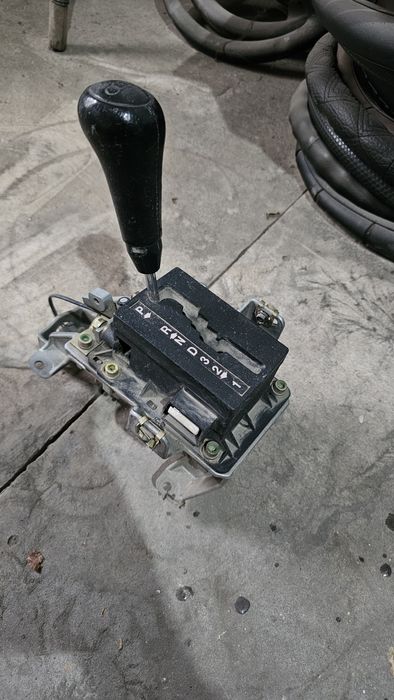 Запчасти на AUDI 100 С4 А6