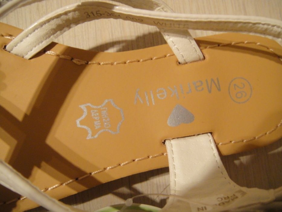 Sandale fete,marimea 26,interior 16,5,noi