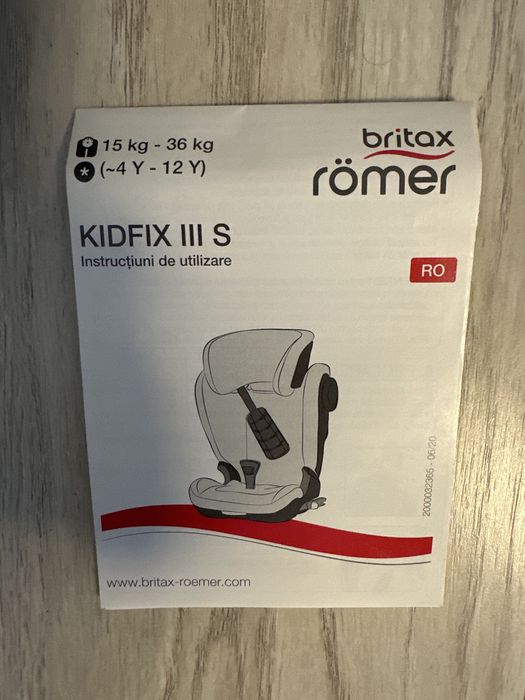 Scaun Auto Britax Romer KIDFIX  3 S -(15 kg-36kg)