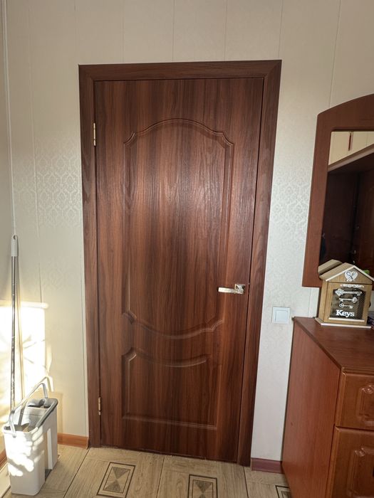 продам двери б/у