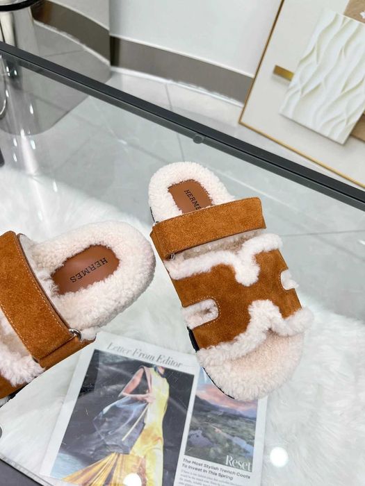 Aduc pe comanda Adidasi HERMES orice model