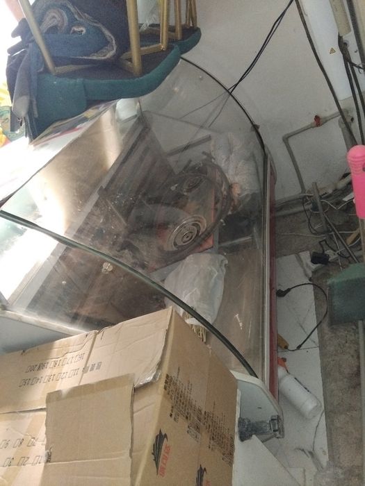 Продам витирини каладильник рабочем состояние