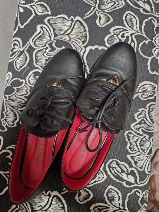 Кожаные туфли, лоферы 37 рр