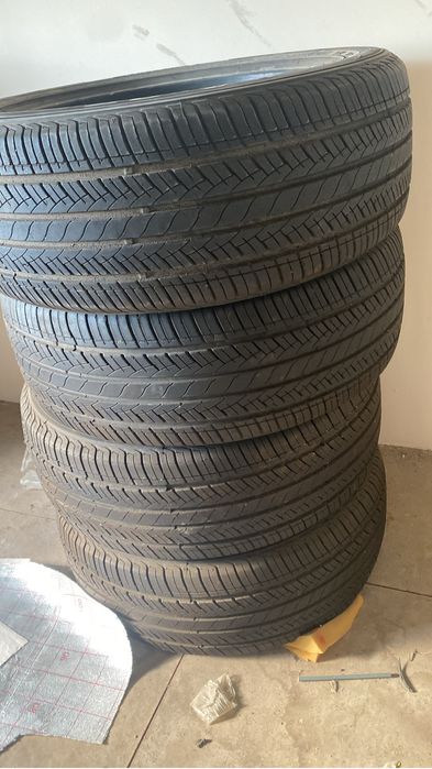 Шины летние 215 / 55 / 17