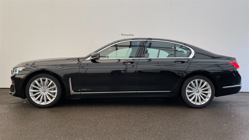 BMW 740 limuzină tractiune integrală