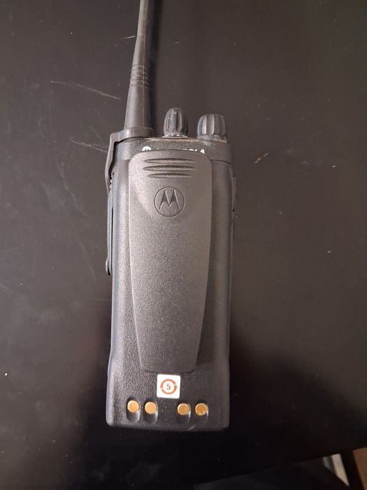Продам рацию Motorola gp680