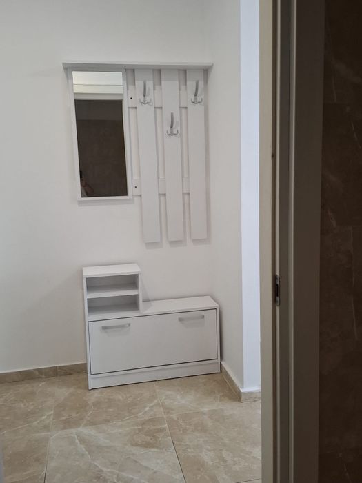 Garsoniera de închiriat