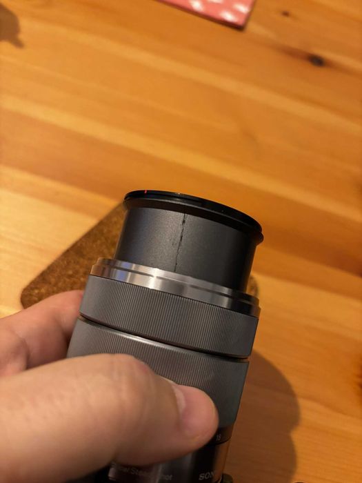 Kit Sony NEX-5 + obiectiv Sony SEL 1855 OSS + obiectiv Sony SEL 16F28 + accesorii cadou