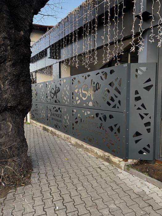 Porti garduri balcoane balustrade