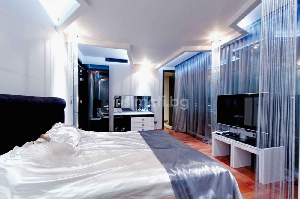 Продава се Четиристаен апартамент в София, Манастирски ливади - 241 кв.м за 2600 €/кв.м - Снимка #7