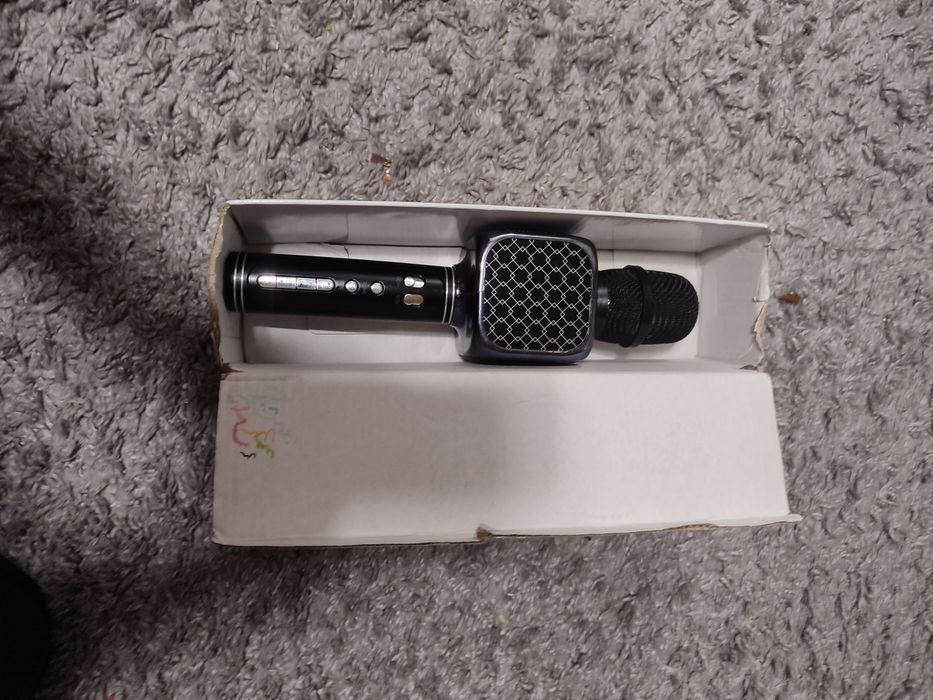 Продам срочно микрофон