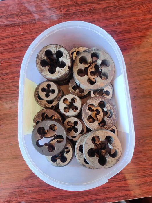 Метчики, плашки (лерки) СССР, б/у.