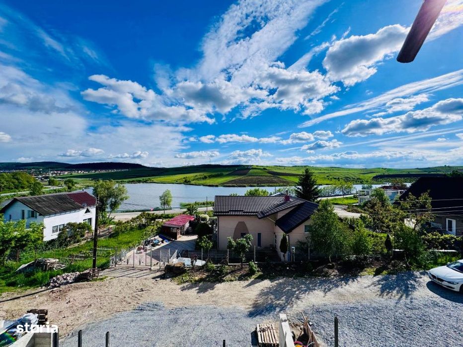 Oportunitate!Duplex semifinisat, 120mp, priveliste spre lac, Chinteni!