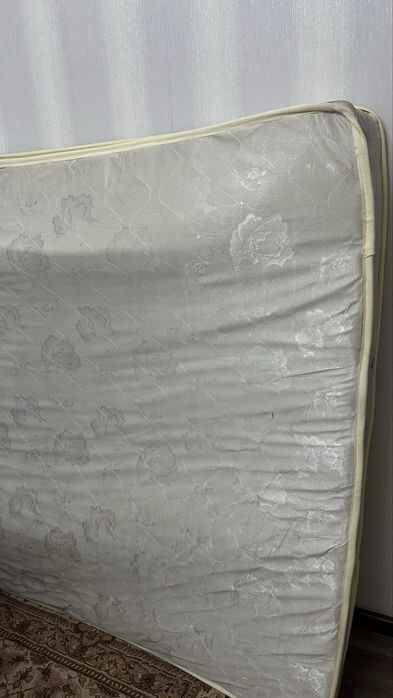 Продаётся матрас