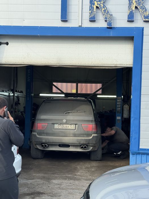 Здание с бизнесом