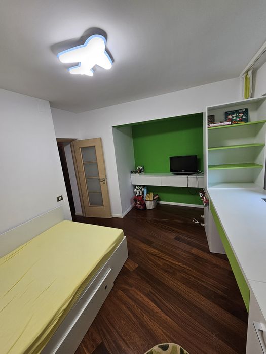 Mobila de dormitor
