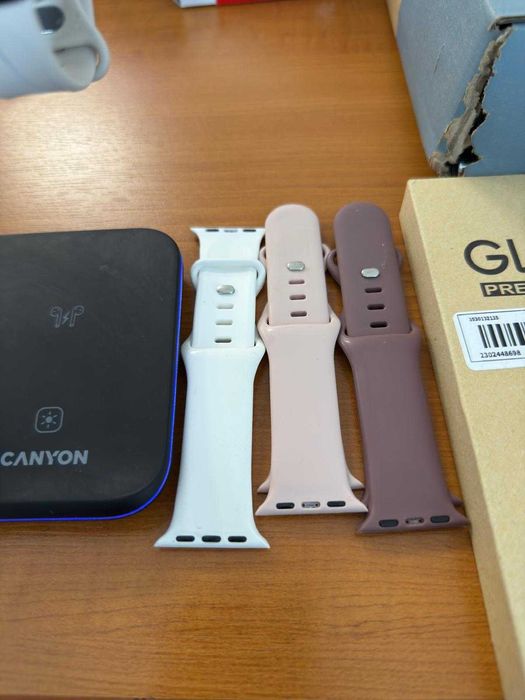 iPhone 13 mini / Apple watch 7 / стойка за зареждане