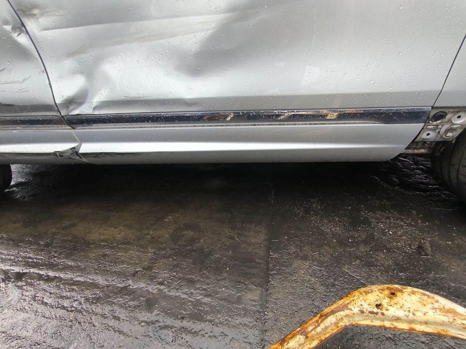 Лайстни за врати R line за Vw Touareg 7p