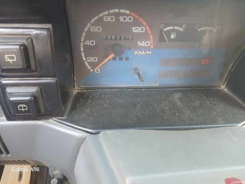 Damas deluxe sotiladi