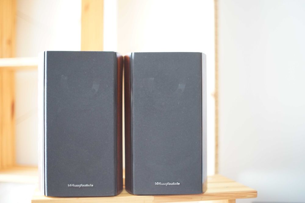 Boxe Wharfedale Diamond 10.1