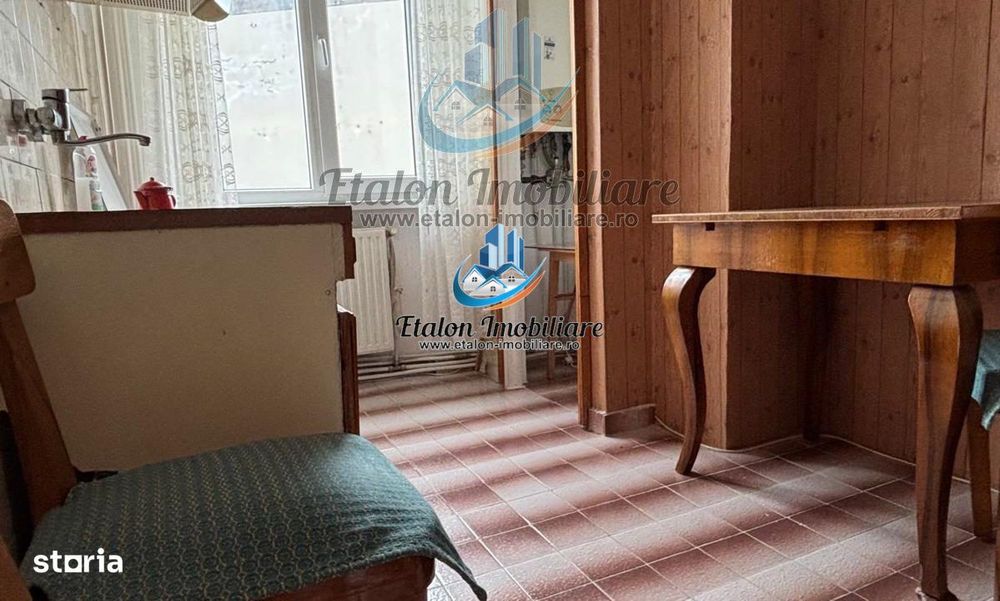 Apartament 2 camere decomandat, zona centrala Muzeu, Piatra Neamt — fotografia 1